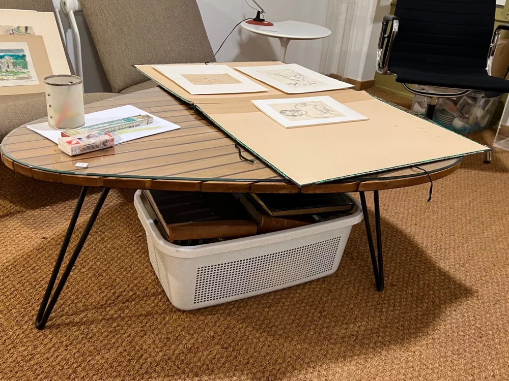 Couchtisch oval m. Glasplatte 50er Jahre
anonym